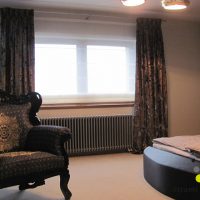 welurowe klasyczne zasłony z roletą rzymską